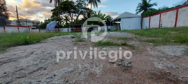 Lote/Terreno à venda, 800m² no Recreio dos Bandeirantes, Rio de Janeiro