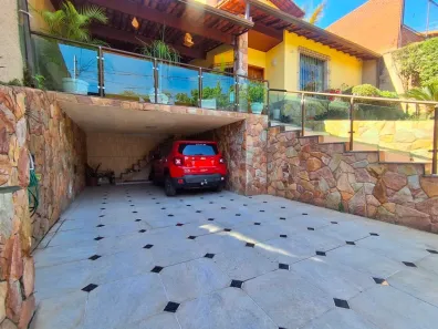 Casa com 3 Quartos à venda, 360m² no Santa Branca, Belo Horizonte
