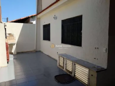 Casa com 4 Quartos para alugar, 180m² no Rancho Novo, Nova Iguaçu