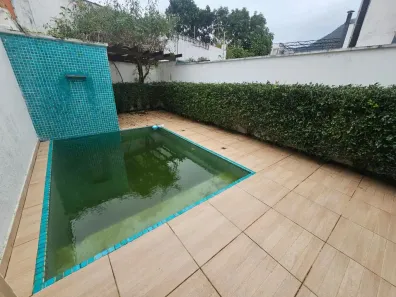 Casa com 3 Quartos para alugar, 185m² no Centro, Peruíbe