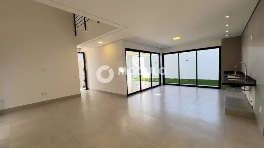 Casa com 3 Quartos à venda, 187m² no Jardim Karaíba, Uberlândia