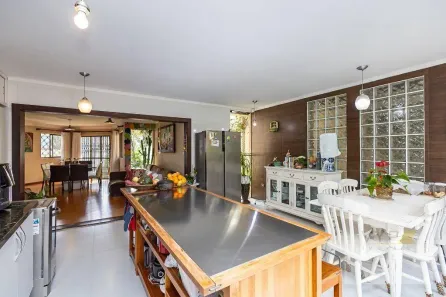 Casa com 3 Quartos à venda, 233m² no Pilarzinho, Curitiba