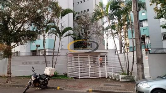Apartamento com 3 Quartos à venda, 99m² no Campo Belo, Londrina