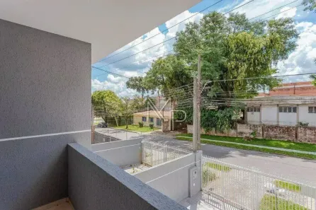 Sobrado com 3 Quartos à venda, 181m² no Novo Mundo, Curitiba