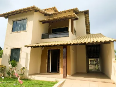 Casa de Condomínio com 4 Quartos para alugar, 190m² no Jardim Arco Íris, São Pedro da Aldeia