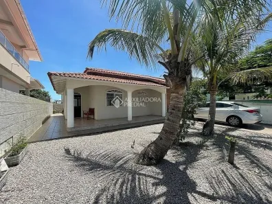 Casa com 4 Quartos à venda, 138m² no Praia do Sonho, Palhoça