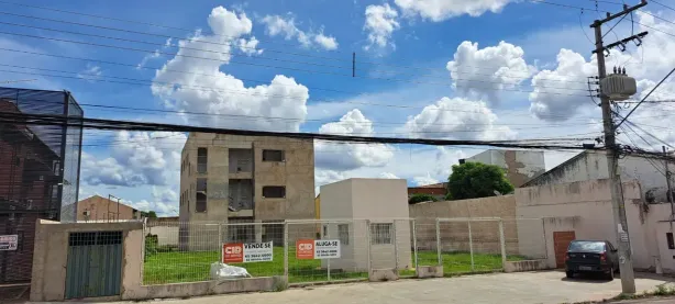 Prédio Residencial à venda, 1200m² no Dom Aquino, Cuiabá