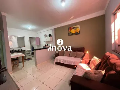 Casa com 3 Quartos à venda, 101m² no Beija-Flor II, Uberaba