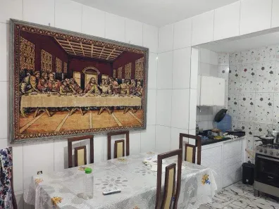 Sobrado com 4 Quartos à venda, 220m² no Dezoito do Forte, Aracaju