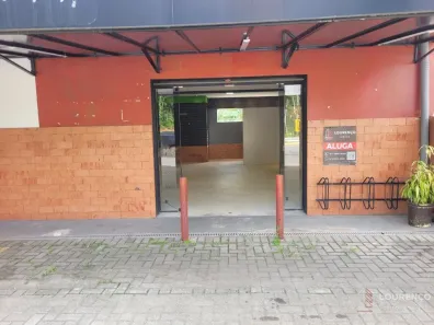 Sala Comercial para alugar, 60m² no Vila Nova, Joinville