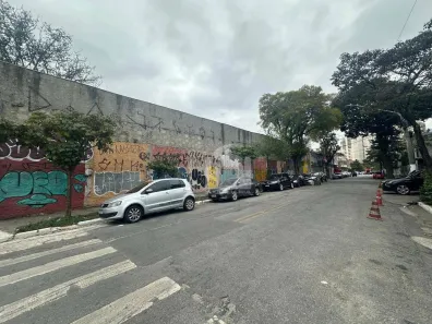 Galpão/Depósito/Armazém à venda, 935m² no Barra Funda, São Paulo