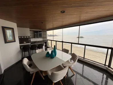 Apartamento com 4 Quartos para alugar, 300m² no Centro, Balneário Camboriú