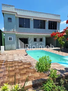 Casa com 3 Quartos à venda, 290m² no Jardim Anhangá, Duque de Caxias
