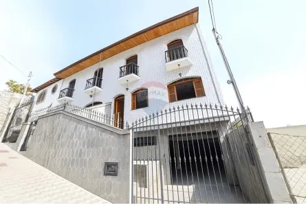 Casa com 3 Quartos à venda, 188m² no Democrata, Juiz de Fora
