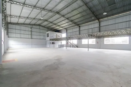 Galpão/Depósito/Armazém à venda, 700m² no Roça Grande, Colombo