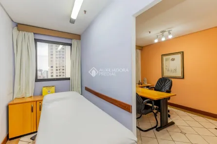 Sala Comercial para alugar, 39m² no Três Figueiras, Porto Alegre