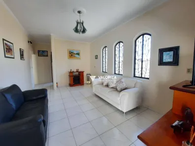 Casa com 3 Quartos para venda ou aluguel, 200m² no Centro, Votorantim