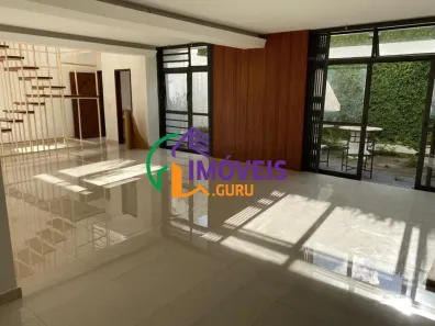 Sobrado com 4 Quartos para alugar, 300m² no Morumbi, São Paulo