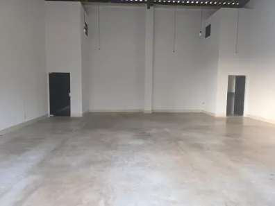 Ponto Comercial para alugar, 100m² no Vila Rosa, Goiânia