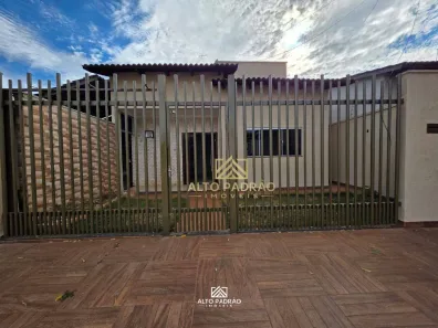 Casa com 3 Quartos à venda, 180m² no Setor Cristina II, Trindade
