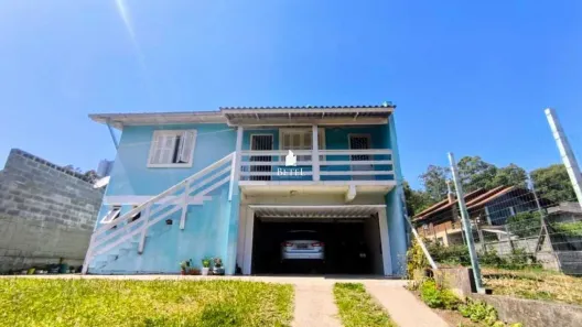 Casa com 3 Quartos à venda, 160m² no Santa Lúcia, Caxias do Sul