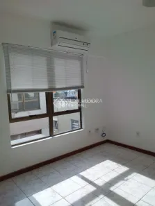 Sala Comercial à venda, 23m² no Passo da Areia, Porto Alegre