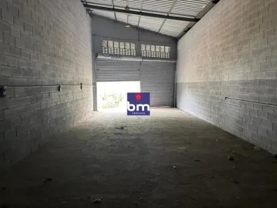 Galpão/Depósito/Armazém para alugar, 125m² no Jardim Lúcia, São Paulo