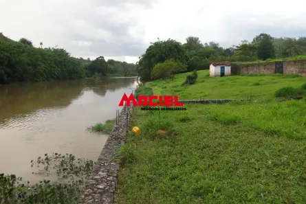 à venda, 21800m² no Centro, Guararema