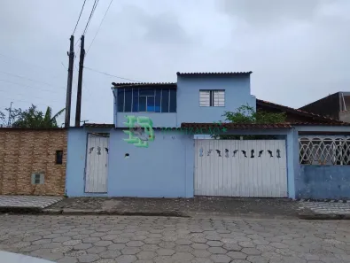 Sobrado com 4 Quartos à venda, 186m² no Vila Vera Cruz, Mongaguá