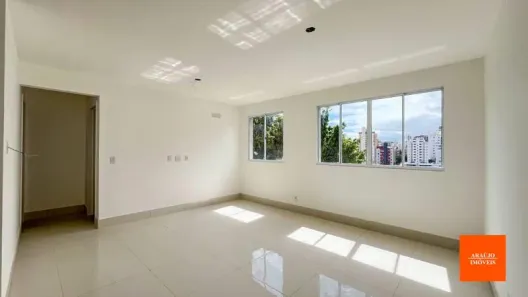 Apartamento com 2 Quartos à venda, 67m² no Vila Paris, Belo Horizonte