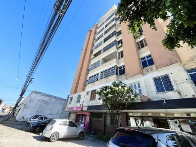 Apartamento com 3 Quartos à venda, 160m² no Farias Brito, Fortaleza