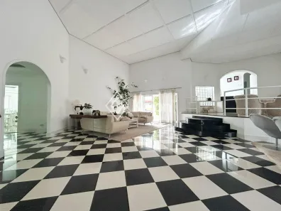 Casa com 4 Quartos para alugar, 780m² no City Castello, Itu
