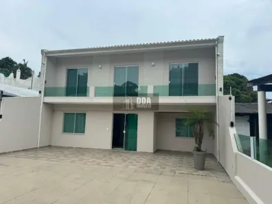 Casa com 5 Quartos à venda, 250m² no Canasvieiras, Florianópolis