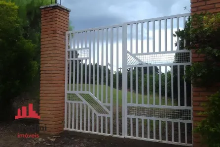 Fazenda/Sítio com 3 Quartos à venda, 1145m² no Centro, Limeira