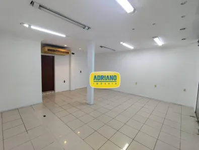 Ponto Comercial para alugar, 100m² no Estreito, Florianópolis