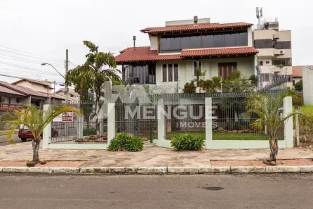 Casa com 5 Quartos à venda, 800m² no Jardim Itu, Porto Alegre