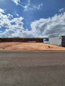 Lote/Terreno à venda, 240m² no Residencial Cidade Jardim, Restinga