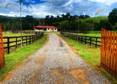 Fazenda/Sítio com 3 Quartos à venda, 170m² no Ouro Fino, Ouro Fino