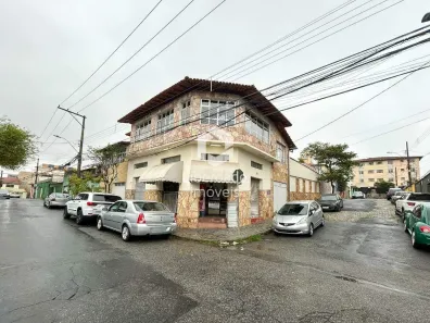 Casa com 3 Quartos à venda, 300m² no Santo André, Belo Horizonte