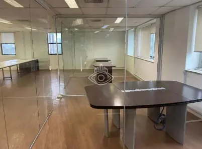 Sala Comercial com 1 Quarto para venda ou aluguel, 384m² no Vila Olímpia, São Paulo
