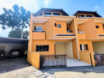 Sobrado com 3 Quartos à venda, 126m² no Capão Raso, Curitiba