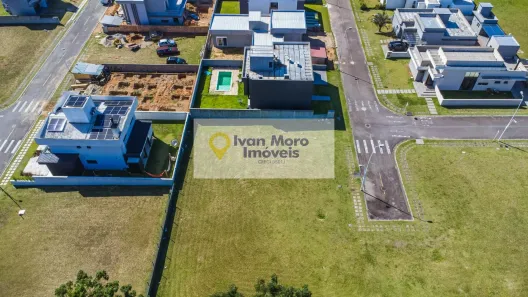 Lote/Terreno à venda, 375m² no São João do Rio Vermelho, Florianópolis