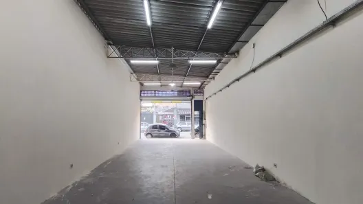 Galpão/Depósito/Armazém para alugar, 150m² no Vila Nova Manchester, São Paulo