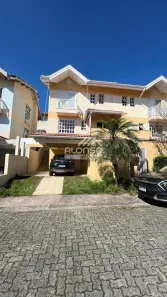 Casa de Condomínio com 3 Quartos para alugar, 220m² no Chácara Pavoeiro, Cotia