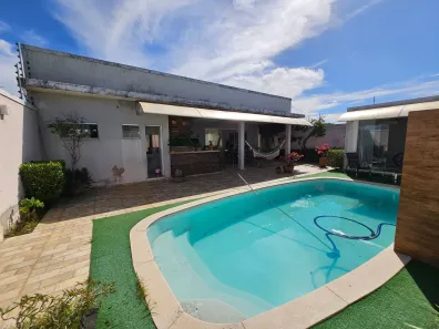 Casa com 3 Quartos à venda, 240m² no Aruana, Aracaju