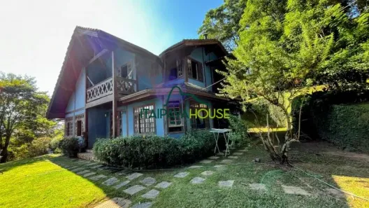 Casa de Condomínio com 4 Quartos à venda, 330m² no Itaipava, Petrópolis