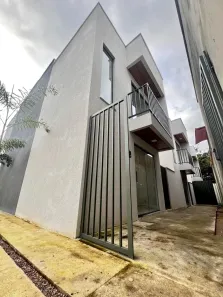 Casa de Condomínio com 2 Quartos à venda, 63m² no Tarumã, Manaus