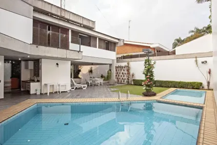 Casa com 5 Quartos para alugar, 550m² no Vila Madalena, São Paulo