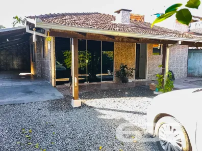 Casa com 2 Quartos à venda, 98m² no Boehmerwald, Joinville
