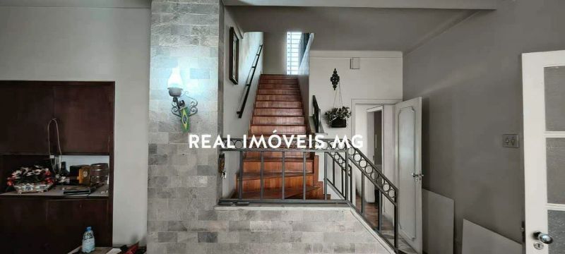 Casa com 4 quartos — Lourdes, Belo Horizonte
